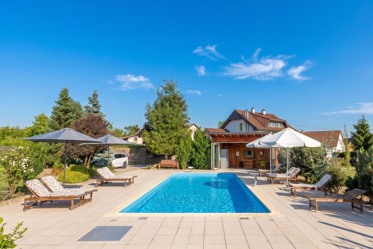 Sport & Beauty 4, Villa Prleski Raj - Pool, Sauna, Jacuzzi, Križevci
