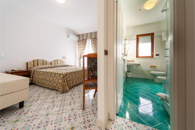 Bedroom 3, Hotel La Castellana, Cosenza