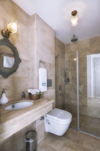Bathroom 5, Cunda Fora Hotel, Ayvalık