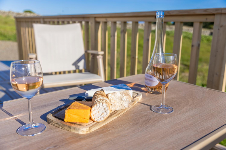 Food & Drinks 4, Byrnside Lodge & NEW HOT TUB, Highland