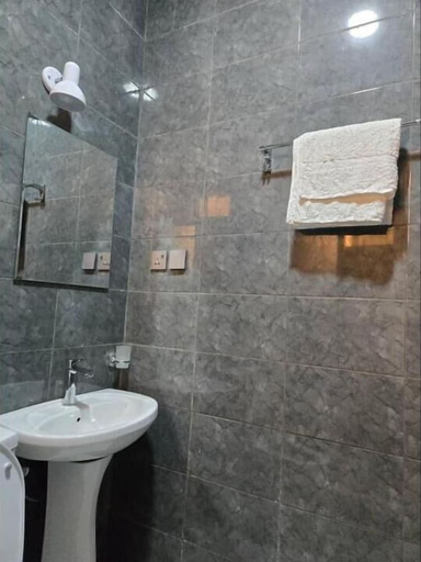 Bathroom 3, Romalo Hotel & Apartments, Gasabo