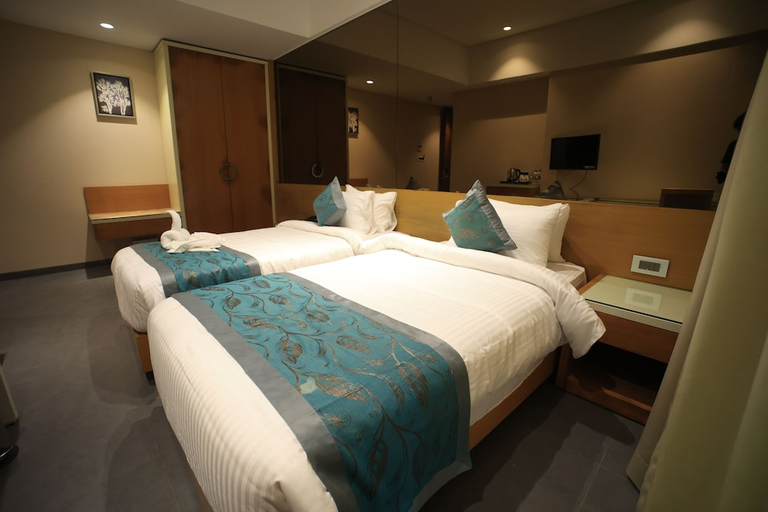 Bedroom 3, The Byke Delotel - Borivali, Mumbai Suburban