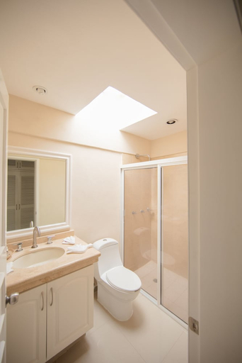 Bathroom 4, Isla Mazatlan Residence Club, Mazatlán