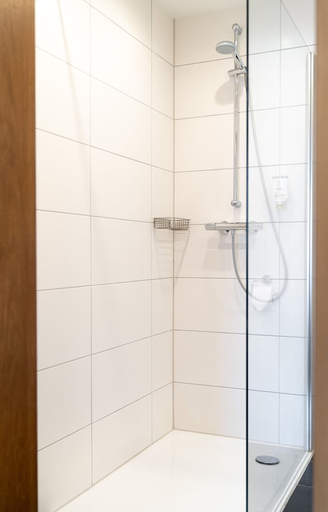 Bathroom 5, Hotel & Restaurant Stümpelstal, Marburg-Biedenkopf