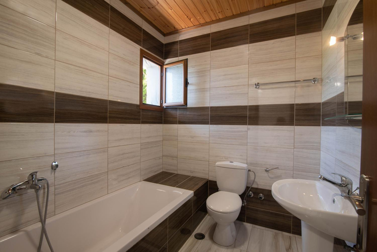 Bathroom, Mirage Arillas Studio Type C16, Ionian Islands