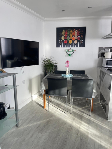 Others 4, Bowery Apartment - 2 bedroom, London