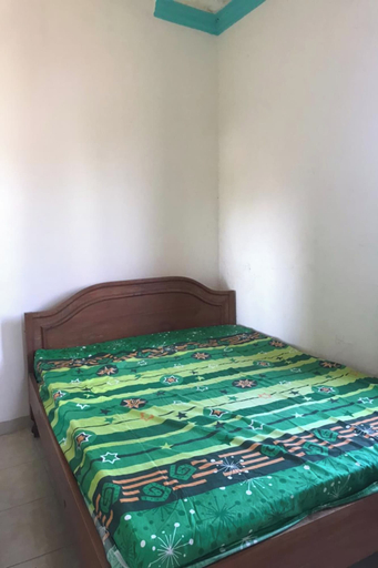 Room 5, OYO 95309 Ijen Homestay, Banyuwangi