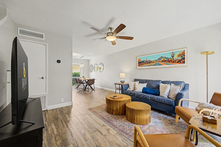 Room 3, NEW Camelback 352 Resort-style Stay Near Old Town, Maricopa