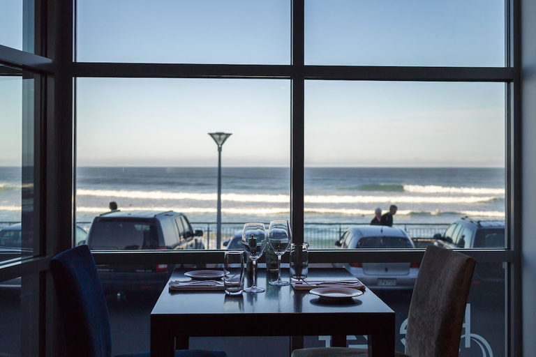 Food & Drinks, Hotel St Clair, Dunedin