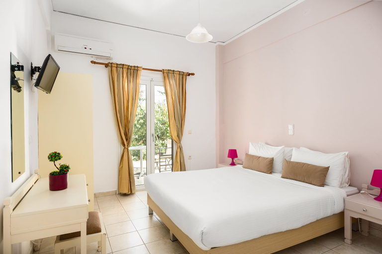 Bedroom 2, Filorian Hotel Apartments, Ionian Islands