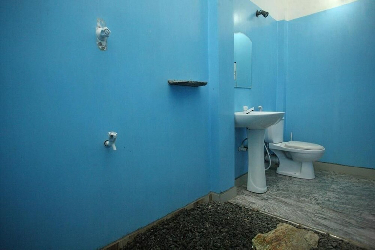 Bathroom 2, Hilltop Bungaiow, Weligama