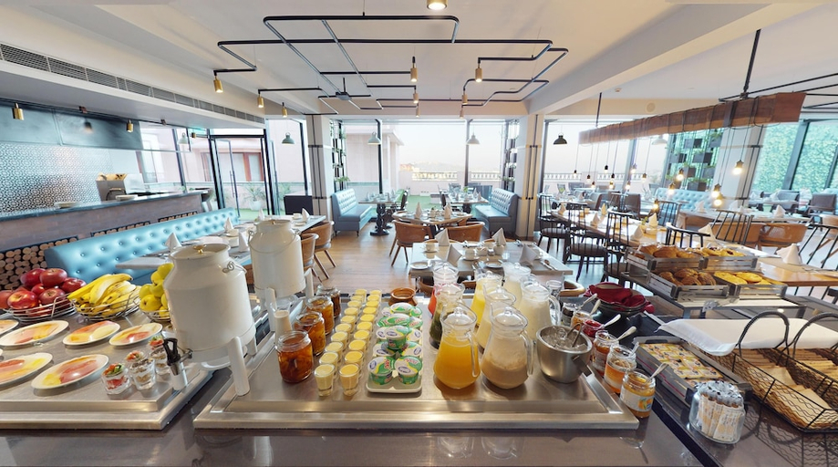 Food & Drinks 5, Radisson Hotel Jass Shimla, Shimla