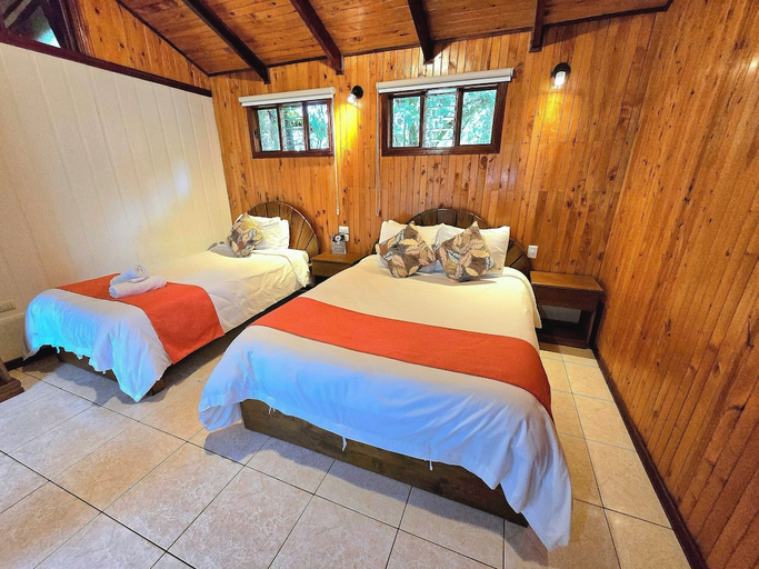 Bedroom 2, Hotel De Montana Suria, Pérez Zeledón