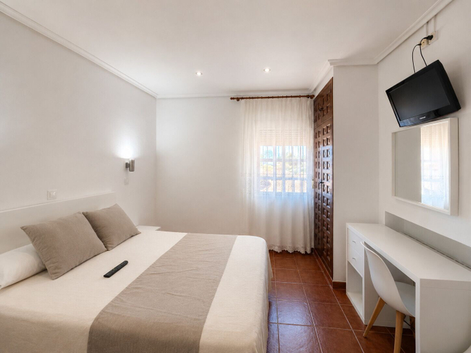 Others 5, Hostal Bellas, Ávila