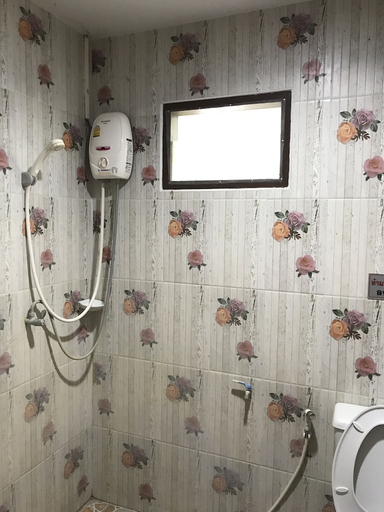 Bathroom 3, Khwanruen Fishing Resort, Ban Chang