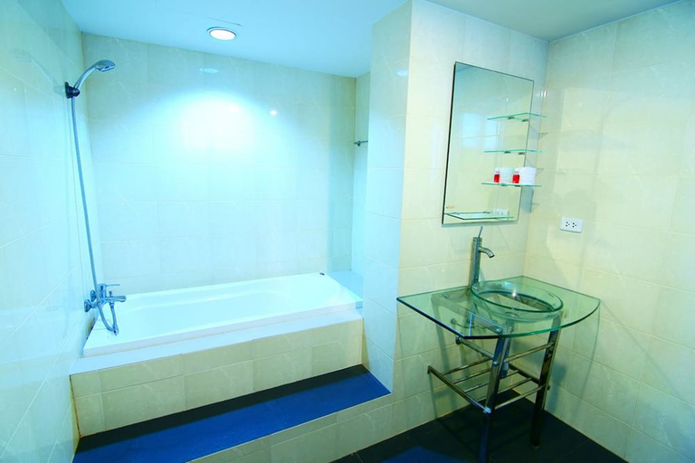 Bathroom 3, Ananya Residence Service Apartment, Muang Chon Buri