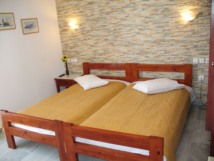 Bedroom 3, Iliovasilema, South Aegean