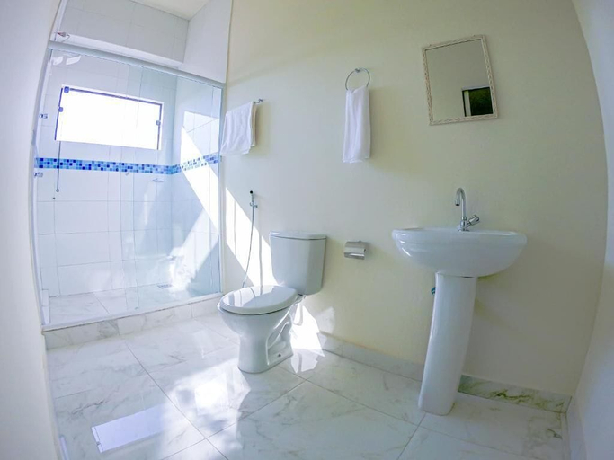 Bathroom, HOTEL LAGO ARARAS, Araras