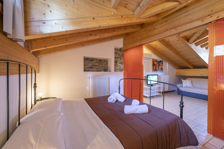 Bedroom 4, Le stanze del Lago, Como