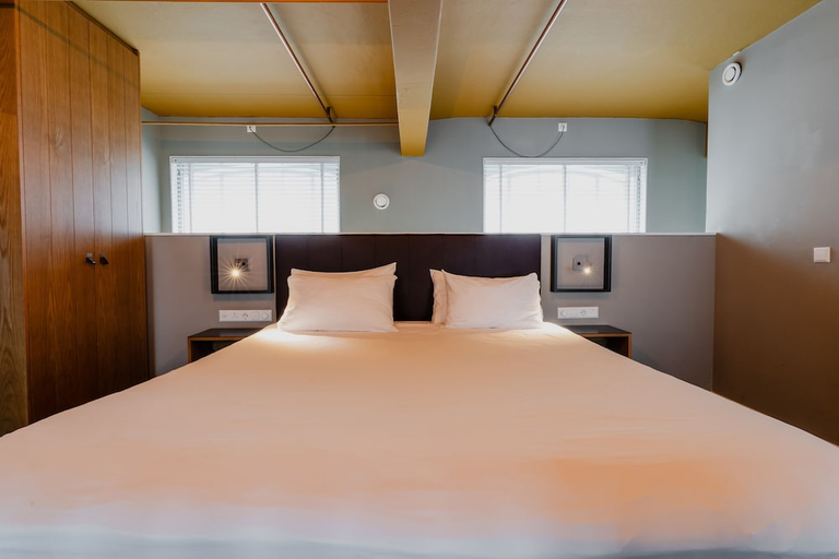 Bedroom 3, Apartments De Hallen, Amsterdam