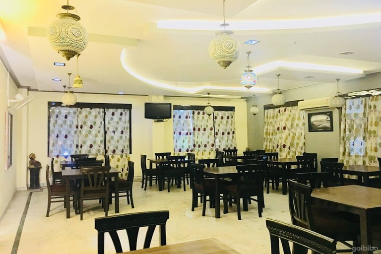 Food & Drinks, Hotel Chanakya, Agra