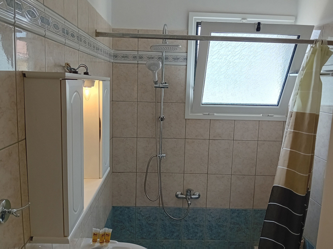 Bathroom 3, White Villa, Peloponnese