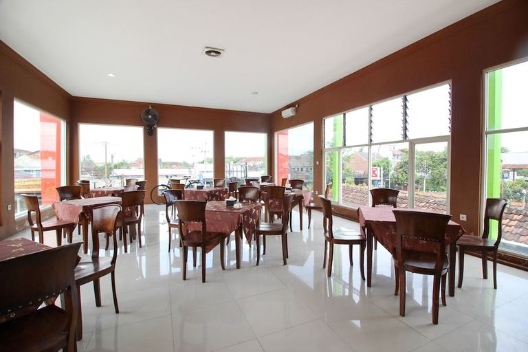 Food & Drinks 5, RedDoorz Plus @ Timoho, Yogyakarta