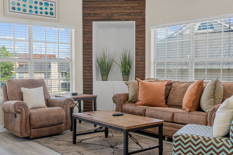 Living area 5, Mb1-6 Elevation Escape 3 Bedroom Condo, Taney