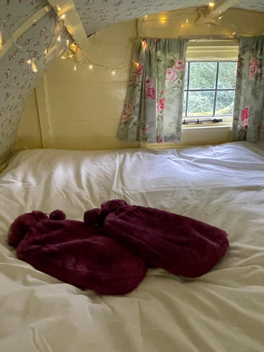 Bedroom 2, Fernwood, Hampshire