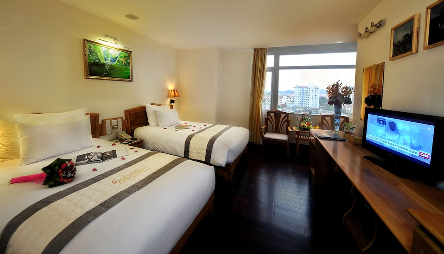 Bedroom 4, Romance Hotel, Huế