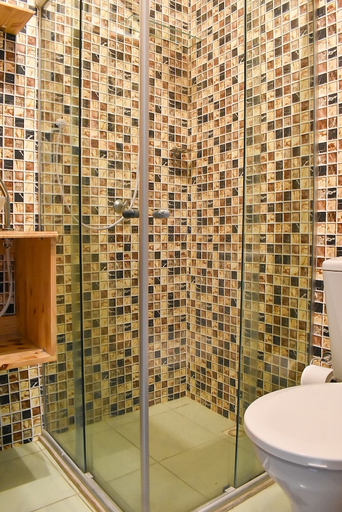 Bathroom 3, Tamboleiro Hospedaria, Salvador