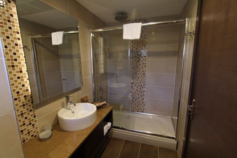 Bathroom 5, Olira Boutique Hotel, Bodrum
