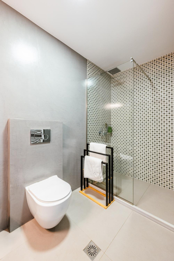 Bathroom 4, Thea Villas, Crete