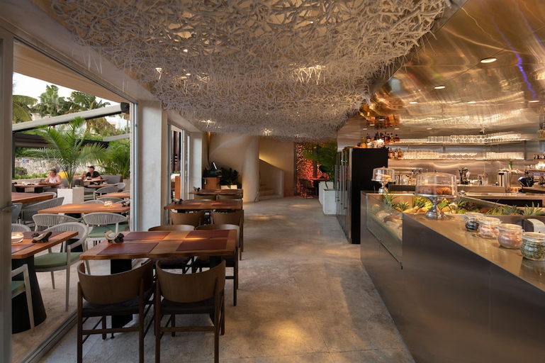 Food & Drinks 5, Beach Bungalows Los Corales, Salvaleon de Higuey
