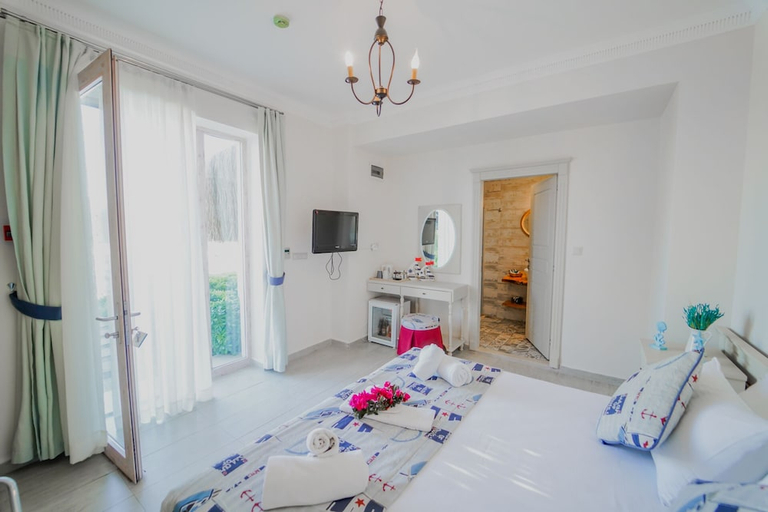 Bedroom 4, Alacati Marina Palace Otel, Çeşme
