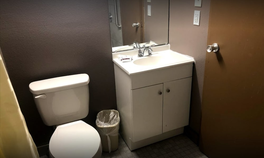 Bathroom 3, Economy Inn North Randall, Cuyahoga