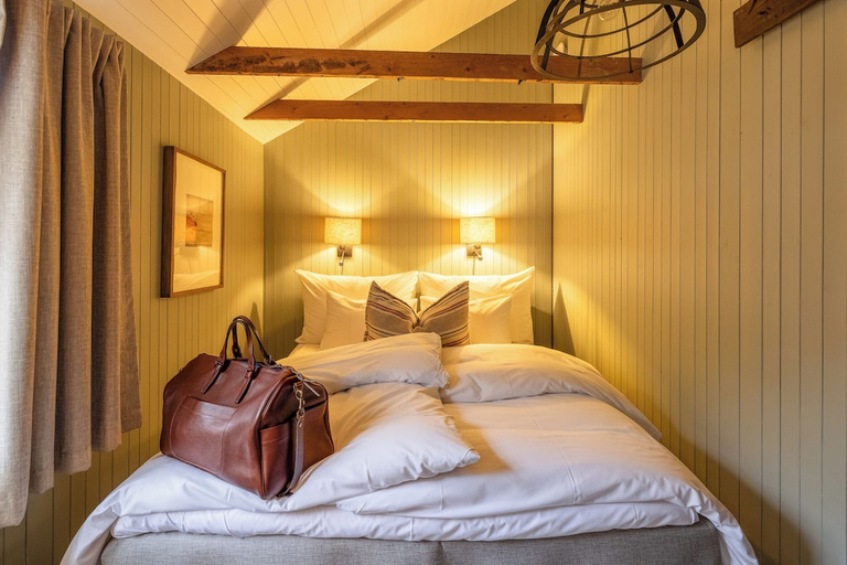 Bedroom 2, Nusfjord Arctic Resort, Flakstad