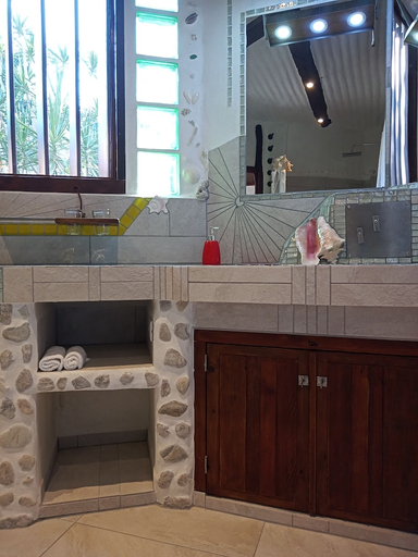 Bathroom 4, Omega Tours Adventure Company And Eco Jungle Lodge, La Ceiba