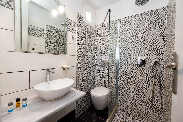 Bathroom 2, Villa Anto, South Aegean