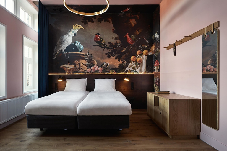 Others 4, Hotel Marienhage, Eindhoven