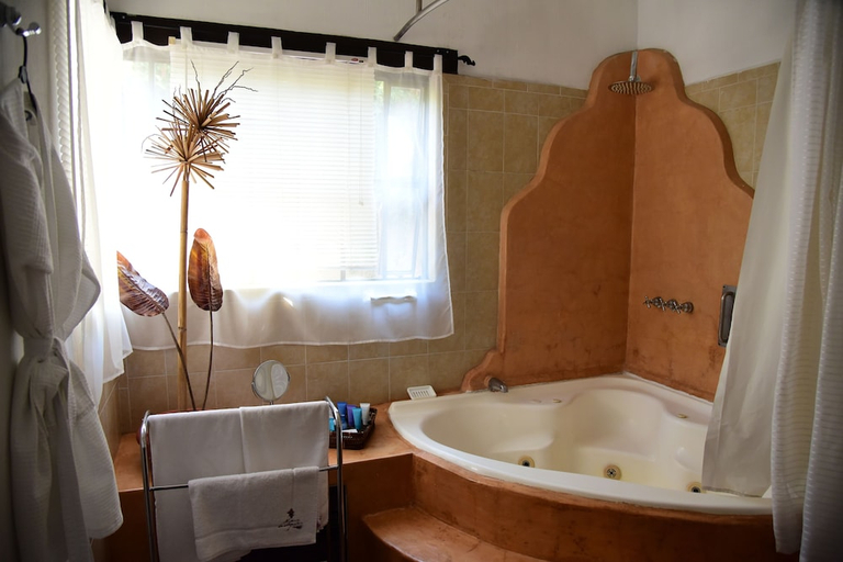 Bathroom 3, Hacienda La Magdalena, Zapopan