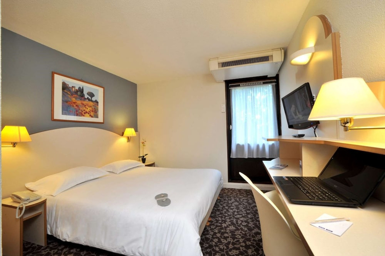 Bedroom 2, KYRIAD ANNECY SUD - CRAN GEVRIER, Haute-Savoie
