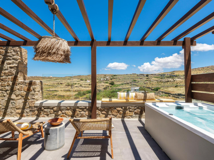 Sport & Beauty 2, SilvAir Jacuzzi Suites, Mykonos, South Aegean