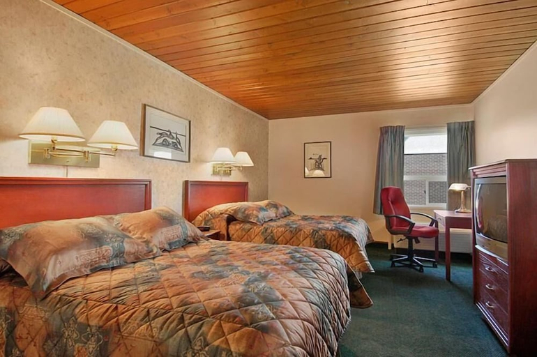 Bedroom 3, The Burntwood Hotel, Division No. 22