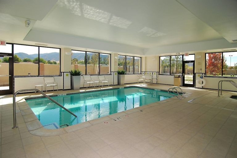Sport & Beauty, Fairfield Inn Suites By Marriott Tehachapi, Kern