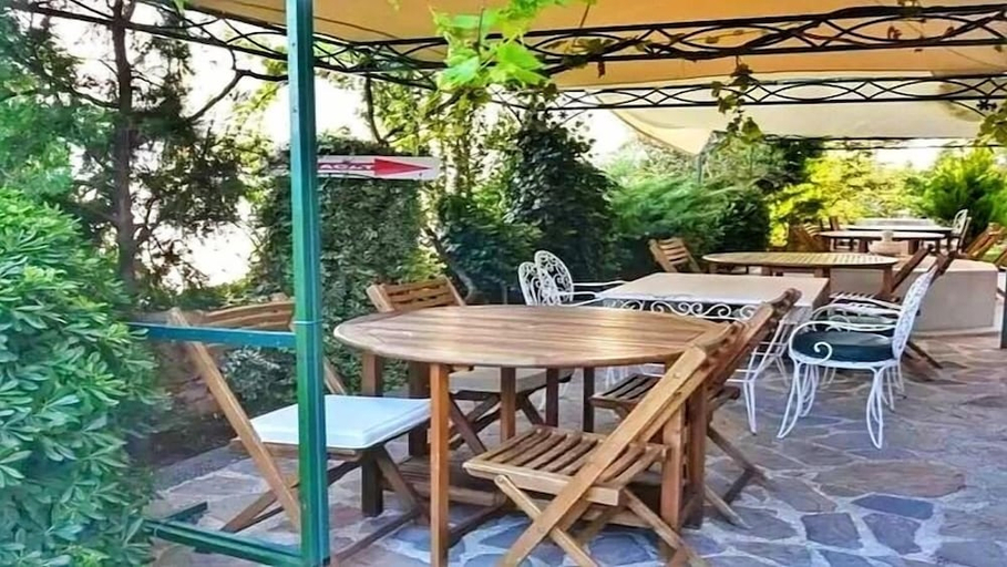 Others 5, Uzun Apart Otel, Ayvalık