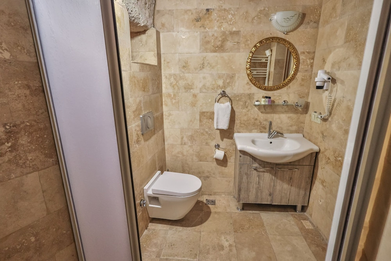 Bathroom 5, Bedrock Cave Hotel - Adults Only, Nevşehir