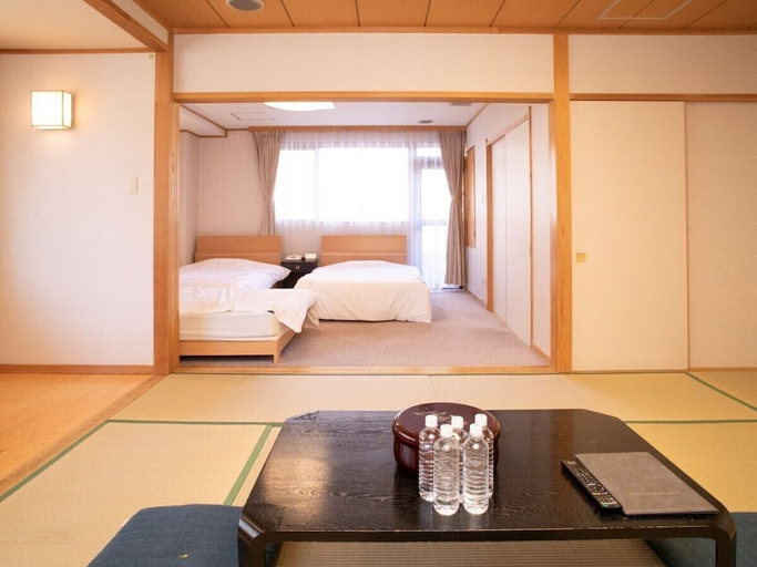 Bedroom 3, Lake Side Nikko Hotel, Nikkō