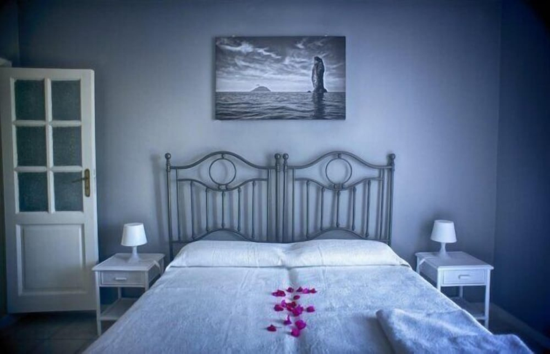Bedroom 2, B&B Il Cappero, Messina