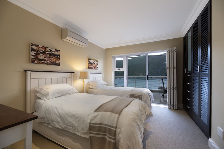 Bedroom 2, Beacon House, Eden